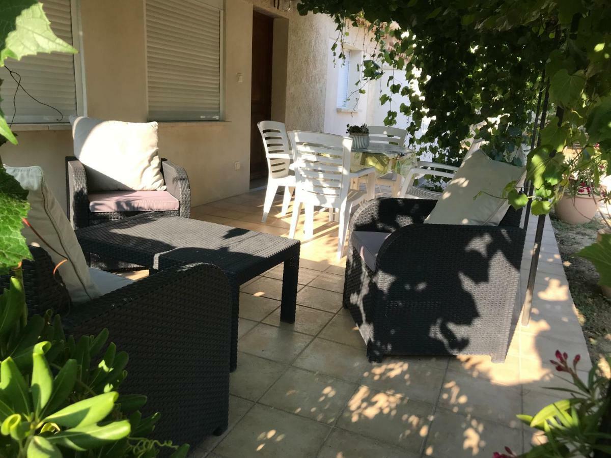Apartmán Les Buis Carpentras Exteriér fotografie